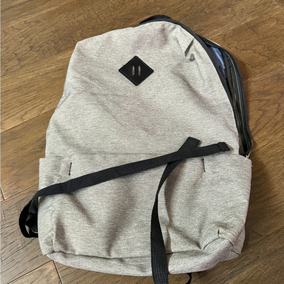 Backpack - Picture 1 of 3